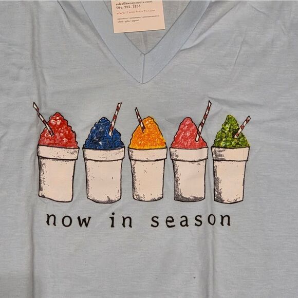 Boutique Snowball Short Sleeve Tee - Picture 2 of 2